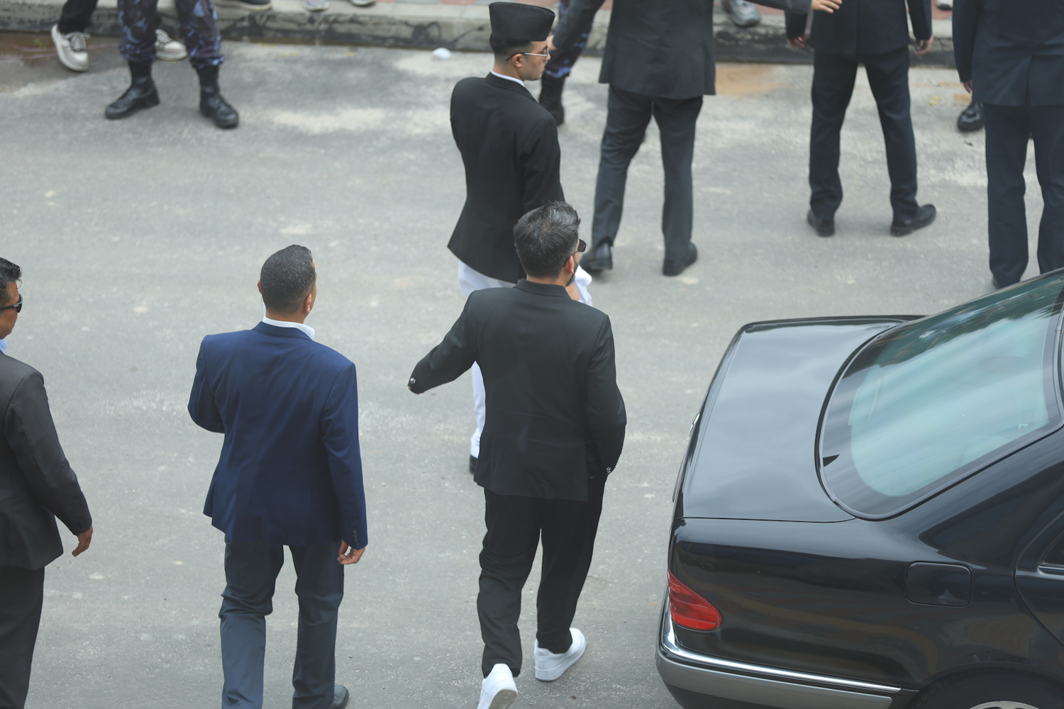 baoen-ravi-parliament-83-3-30 (11).JPG